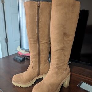 Women's Tan Knee-High Boots
